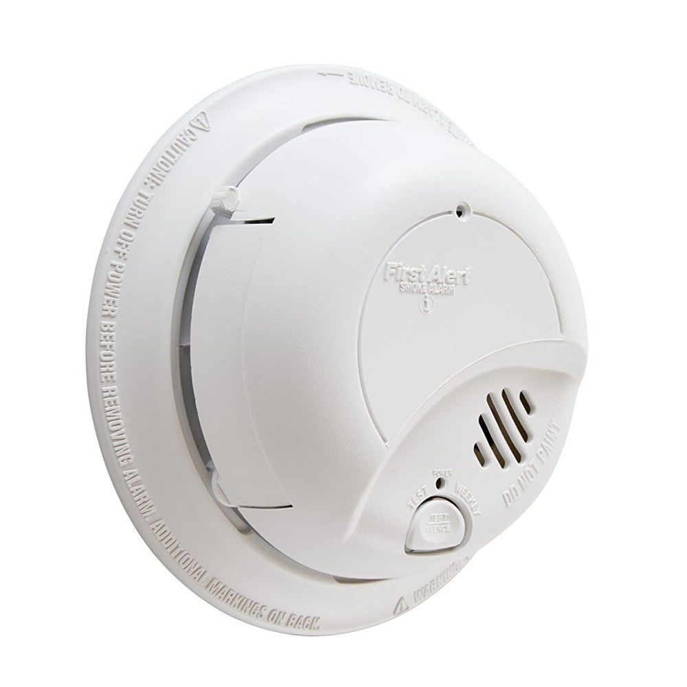 BRK 9120B-Smoke-Detector-amp-Alarm-AC-Powered-With-Battery-Backup First-Alert 