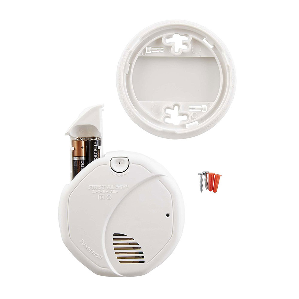 First Alert Basic Smoke Alarm White 1039796 - Best Buy