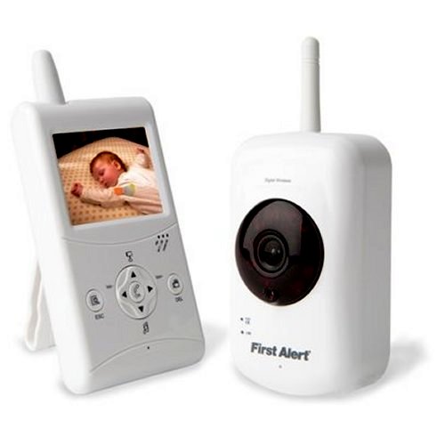 First Alert Digital Wireless Family Surveillance Camera and 2.5-Inch LCD Monitor - DWB-740