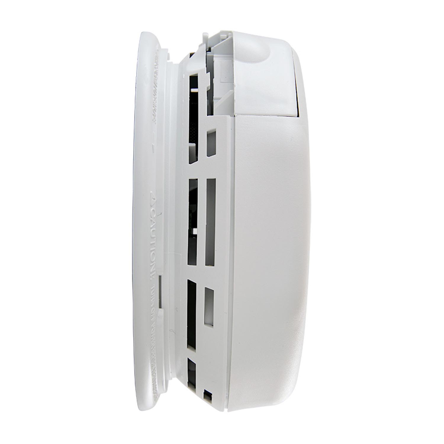 First Alert SC7010BPVCN Hardwired Smoke & Carbon Monoxide Detector with  Voice Location and Battery Backup