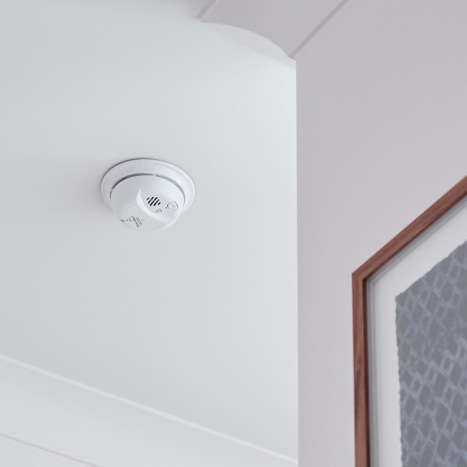 First Alert SC9120B Hardwired Smoke & Carbon Monoxide Alarm With Battery Backup