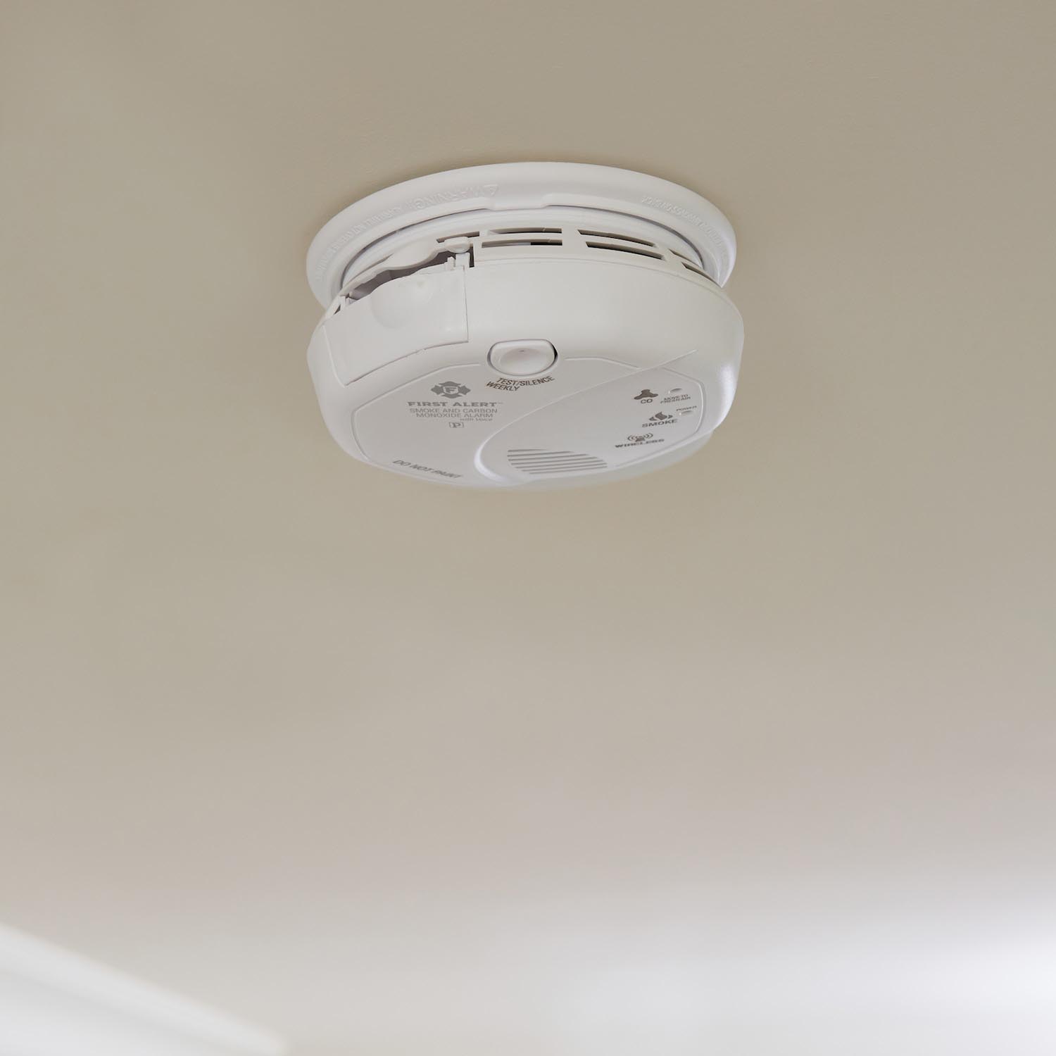 Safety Alarms, CO Detector, Smoke Detector & Water Leak Detector