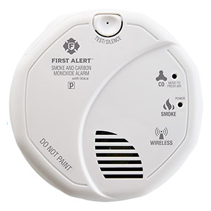 First Alert Wireless Interconnect Talking Battery Operated Smoke & Carbon Monoxide Alarm - SCO501CN-3ST (1039839)